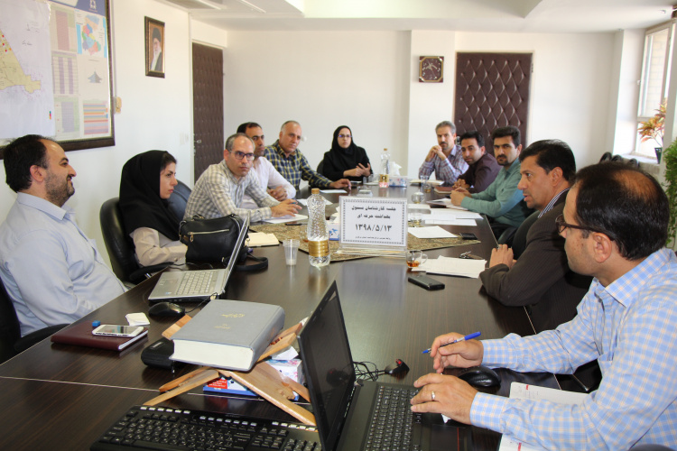 جلسه کارشناسان مسوول بهداشت حرفه ای ، مرکز بهداشت استان مرکزی ، ۱۳ مرداد ماه