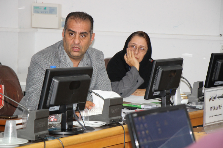 برگزاری کمیته آموزش، سالن جلسات مرکز بهداشت استان مرکزی، ۲۶ مرداد ماه