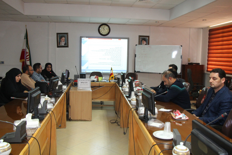 جلسه تدوین پروتکل پاسخ در بلایا ، سالن جلسات مرکز بهداشت استان مرکزی، ۲۰ آذر ماه