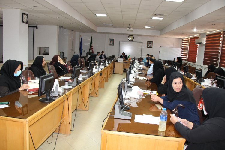 جلسه هماهنگی و ارائه گزارش عملکرد کرونا ویروس، سالن جلسات مرکز بهداشت استان مرکزی، ۲۶ خرداد ماه