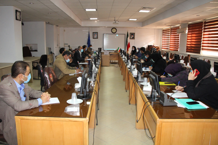 جلسه آموزش تفسیر شاخص های بهداشت محیط  ، سالن جلسات مرکز بهداشت استان مرکزی، ۱۹ آذر ماه