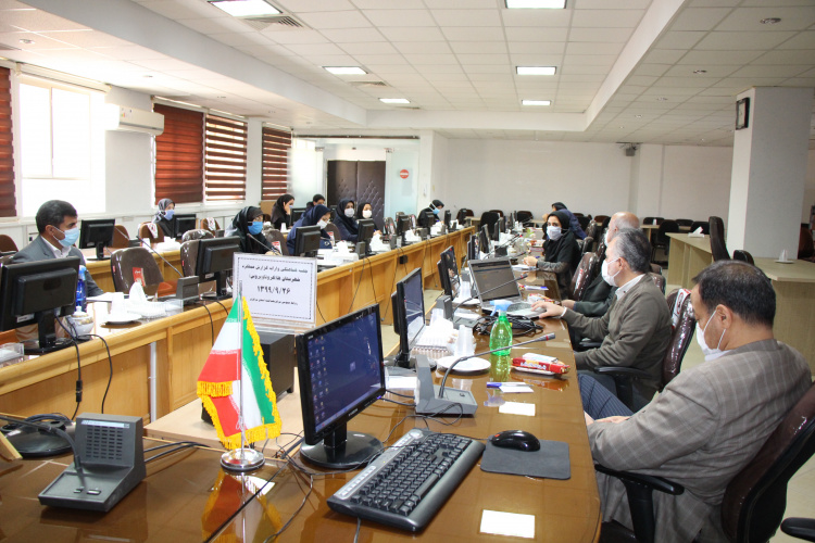 جلسه هماهنگی و ارائه گزارش عملکرد کرونا ویروس ، سالن جلسات مرکز بهداشت استان مرکزی، ۲۶ آذر ماه