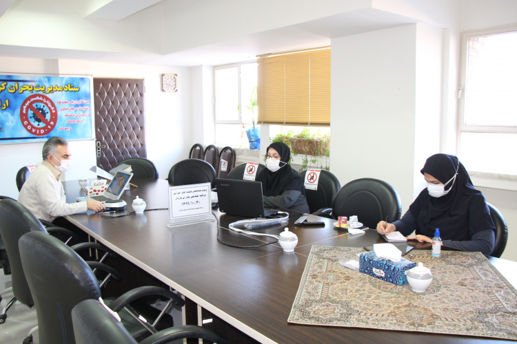 وبینار هماهنگی کمیته های اجرائی برنامه حمایتی مادران باردار، سالن جلسات مرکز بهداشت استان مرکزی، ۳۰ دی ماه
