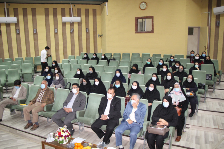 مراسم گرامیداشت روز ماما، سالن جلسات مرکز بهداشت استان مرکزی، ۱۹ اردیبهشت ماه