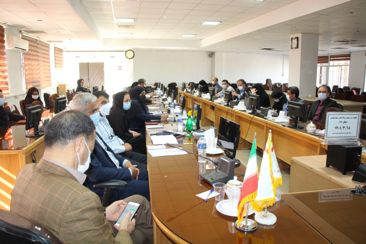 جلسه بررسی مرگهای خودکشی سال ۱۴۰۰، سالن جلسات مرکز بهداشت استان مرکزی، ۱۸ خرداد ماه