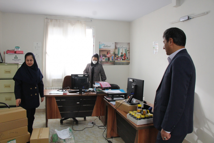 بازدید سرزده معاون اجرایی مرکز بهداشت استان مرکزی از پایگاه سلامت ضمیمه شهر مهاجران