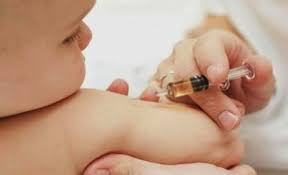 آیا تا بحال کسی به شما توصیه کرده که برای بچه تون واکسن نزنید؟