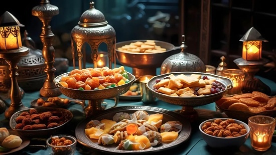 ۷ خوراکی مقوی برای افطار که شما را سرحال و سیر نگه می‌دارد