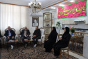 دیدار مسئولان دانشگاه علوم پزشکی اراک و بنیاد شهید با خانواده شهید خلیل‌الله غلامی به مناسبت دهه فجر