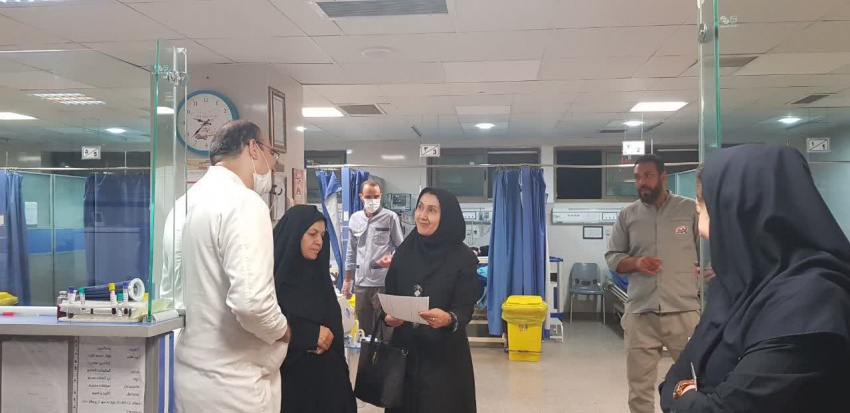 بازدید سرپرست معاونت درمان دانشگاه علوم پزشکی از بخش های مختلف بیمارستان امیرکبیر