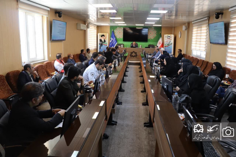 نشست هماندیشی اعضای خانه مشارکت در سلامت استان مرکزی با رئیس دانشگاه علوم پزشکی اراک برگزار شد