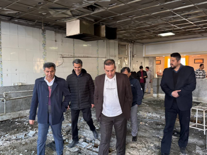 بازدید رئیس دانشگاه علوم پزشکی اراک از روند بازسازی سلف غذاخوری و سالن اجتماعات شهدای دانشجو
