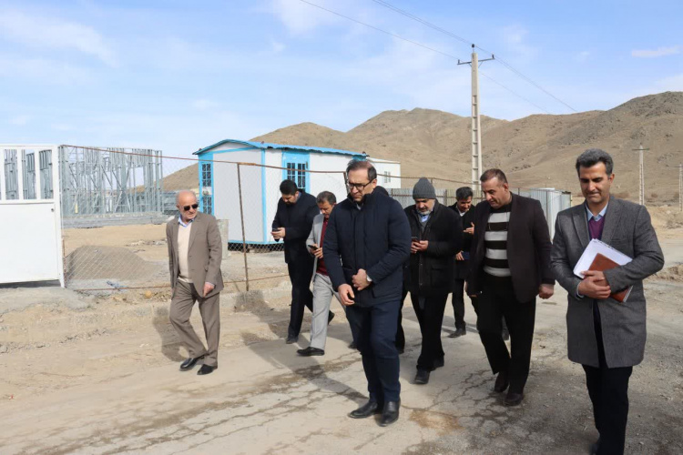 بازدید رئیس دانشگاه علوم پزشکی اراک از پروژه‌های عمرانی مجتمع دانشگاهی پیامبر اعظم(ص) +فیلم