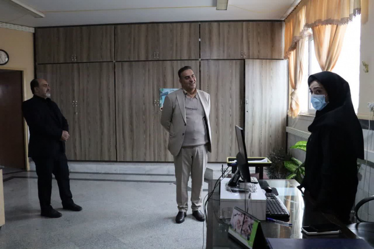 بازدید رییس دانشگاه علوم پزشکی اراک از شبکه بهداشت و درمان خنداب