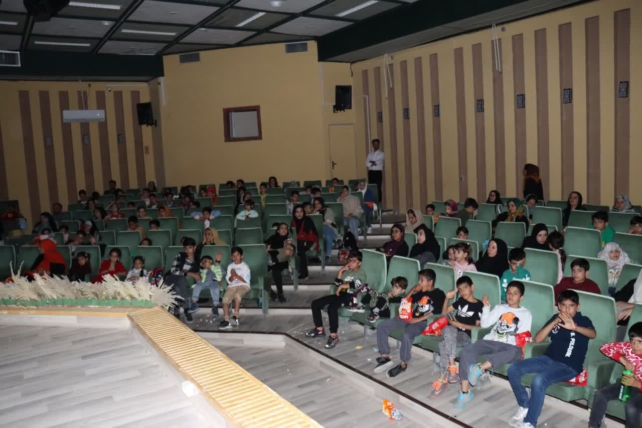فیلم سینمایی "ایلیا جستجوی قهرمان" در دانشگاه علوم پزشکی اراک اکران شد