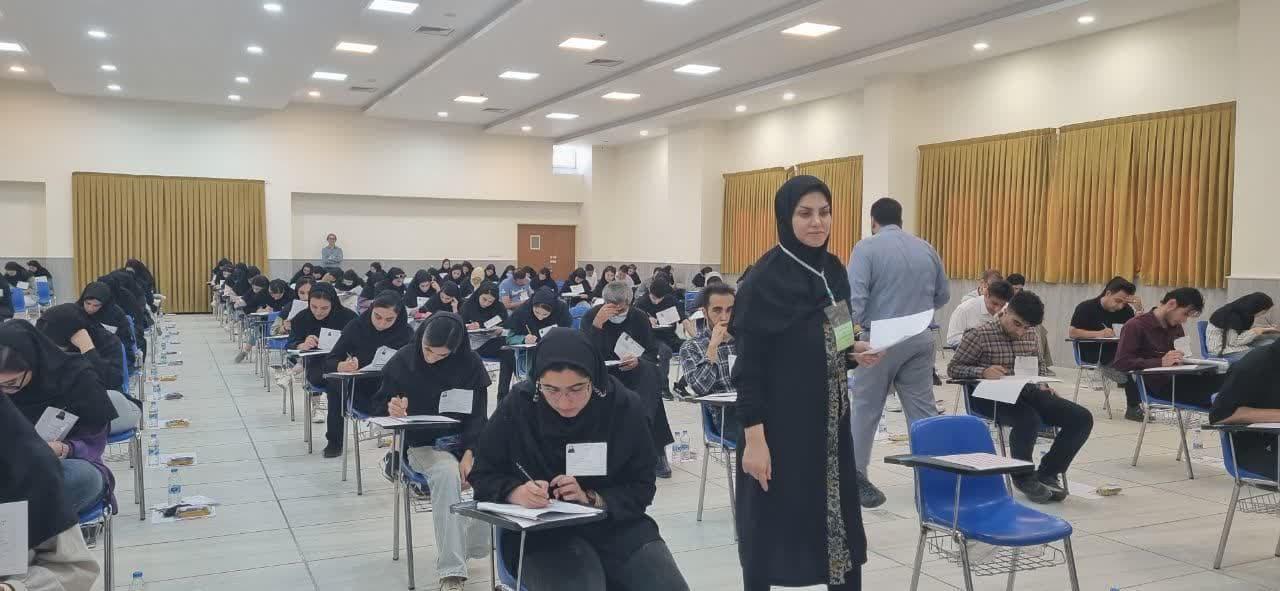 برگزاری آزمون کارشناسی ارشد گروه‌های پزشکی سال ۱۴۰۴ در دانشگاه علوم پزشکی اراک