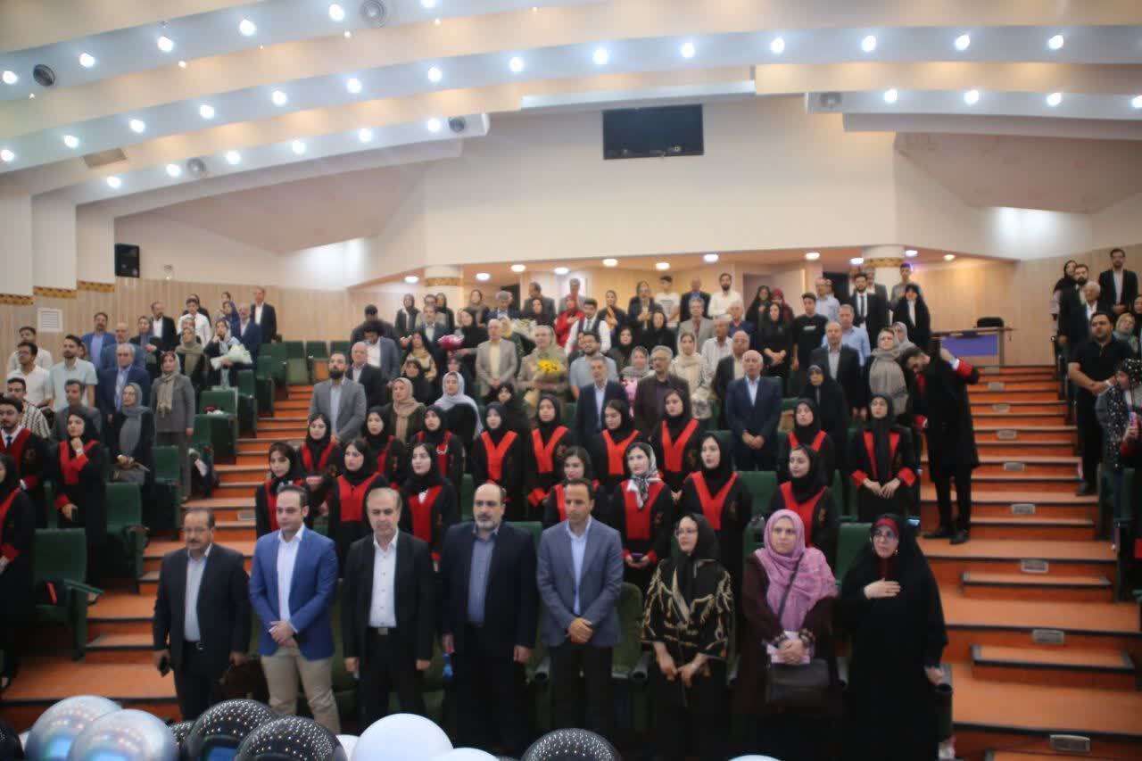 مراسم فارغ‌التحصیلی دانشجویان پزشکی ورودی ۱۳۹۷ دانشگاه علوم پزشکی اراک