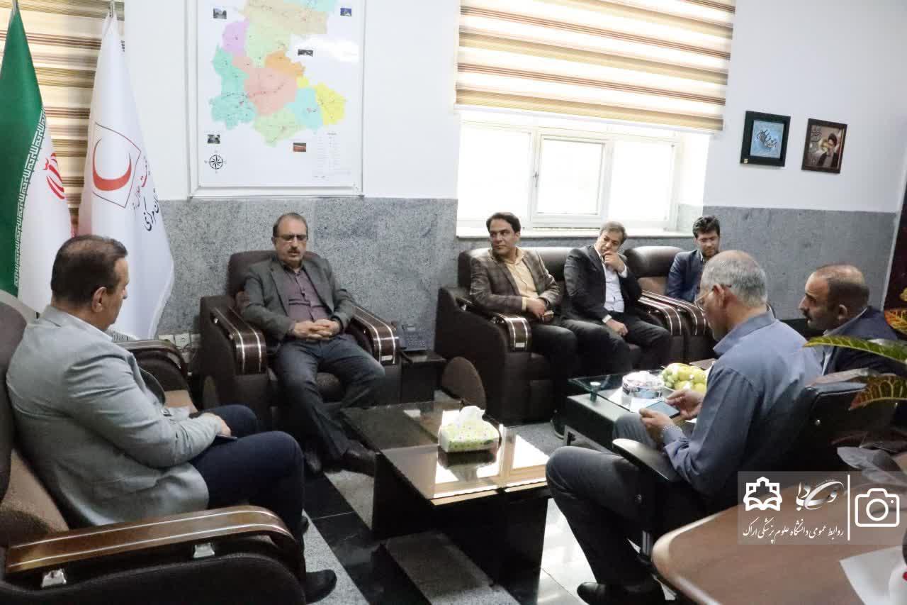 دیدار رئیس دانشگاه علوم پزشکی اراک با مدیرعامل جمعیت هلال‌احمر استان مرکزی / تأکید بر گسترش همکاری‌های مشترک