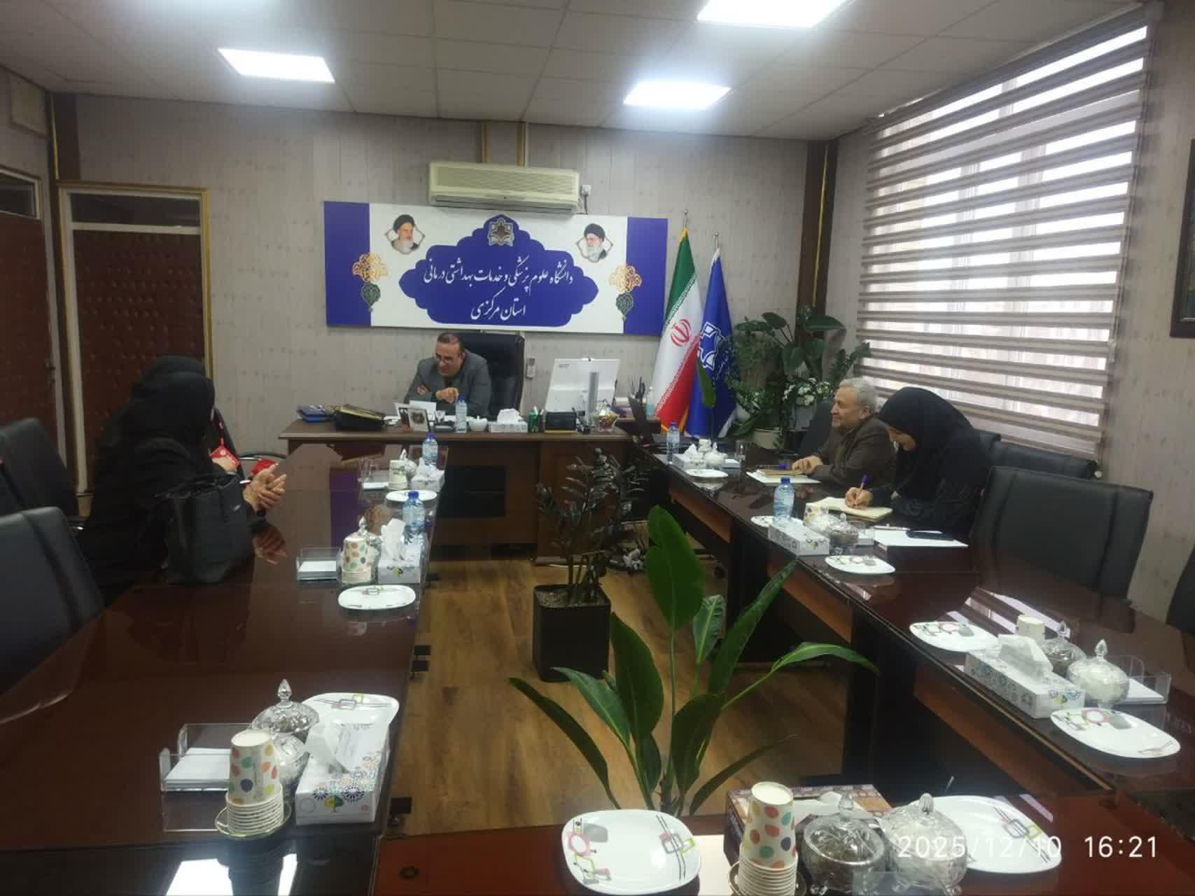 ملاقات عمومی رئیس دانشگاه علوم پزشکی اراک برگزار شد